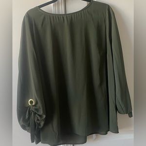 Dana Buchman blouse. Brand new never worn. Size XXL